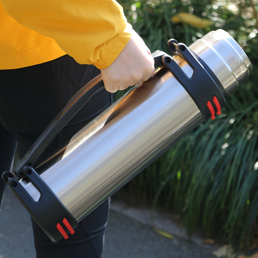 2 Liter Vacuum Insulated Water Bottle, Large 2000ml Capacity for Daily Hydration, Travel and Outdoor Packing in Black or Silvery