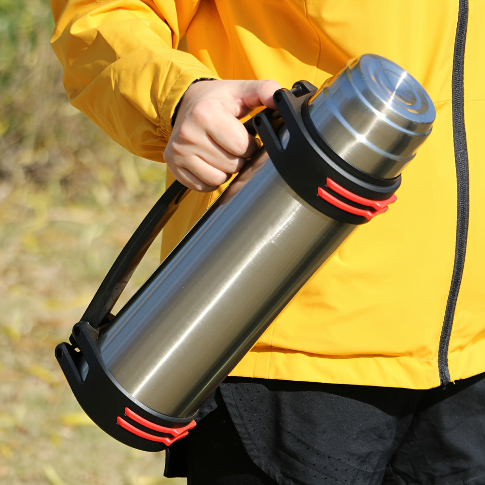 2 Liter Vacuum Insulated Water Bottle, Large 2000ml Capacity for Daily Hydration, Travel and Outdoor Packing in Black or Silvery
