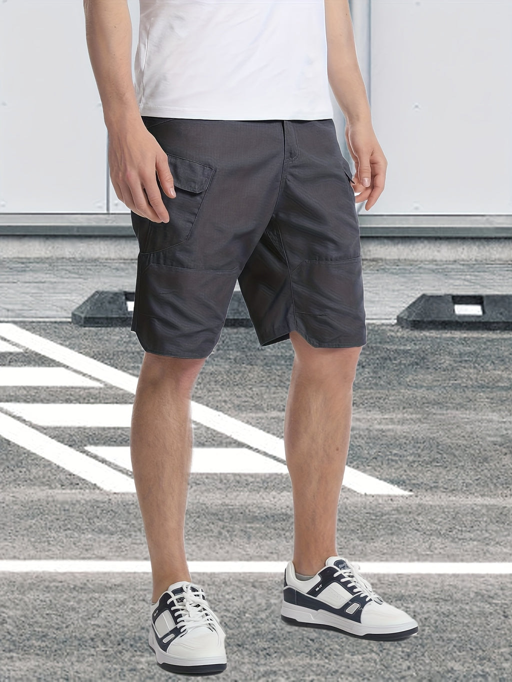 Multi-Pocket Cargo Shorts for Men, Breathable Quick-Dry Tactical-Style Work Shorts in Black, Khaki, Grey or Fern Green for Everyday Outdoor Wear
