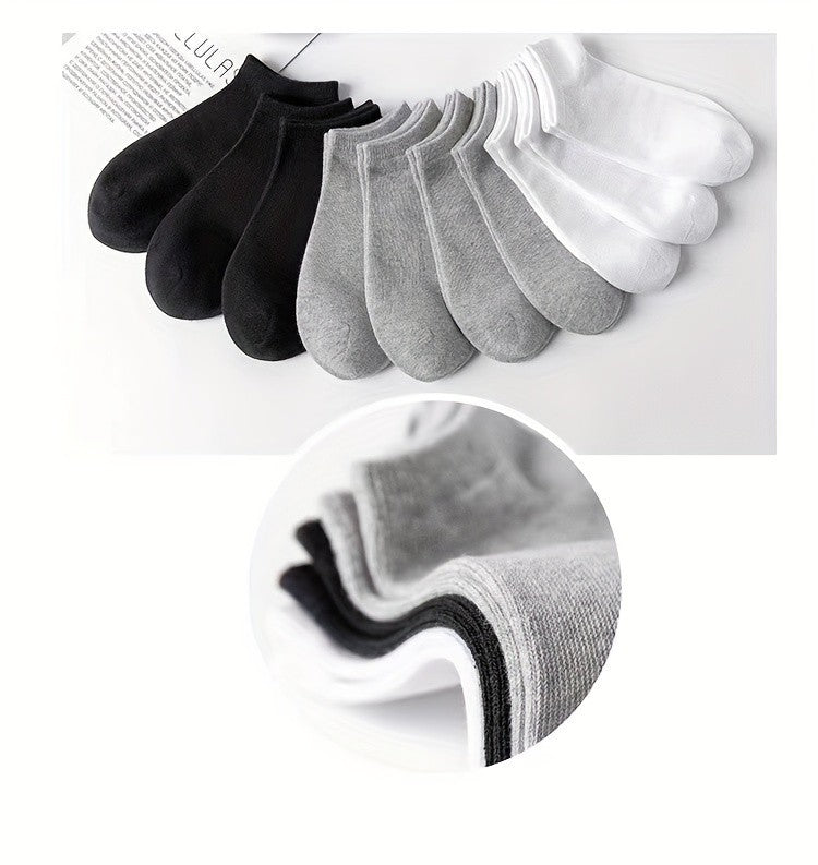 Women's Short Ankle Socks Bulk Pack, 30 or 40 Pairs in Black or White, Lightweight Breathable Sportswear for Outdoor Activities and Everyday Leisure
