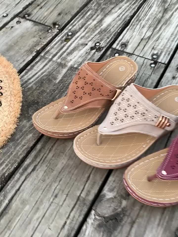 Cutout Wedge Sandals for Women, Open-Toe Slip-On Summer Shoes with Thick Soles and Decorative Metallic Details for Beach Vacations and Casual Outfits