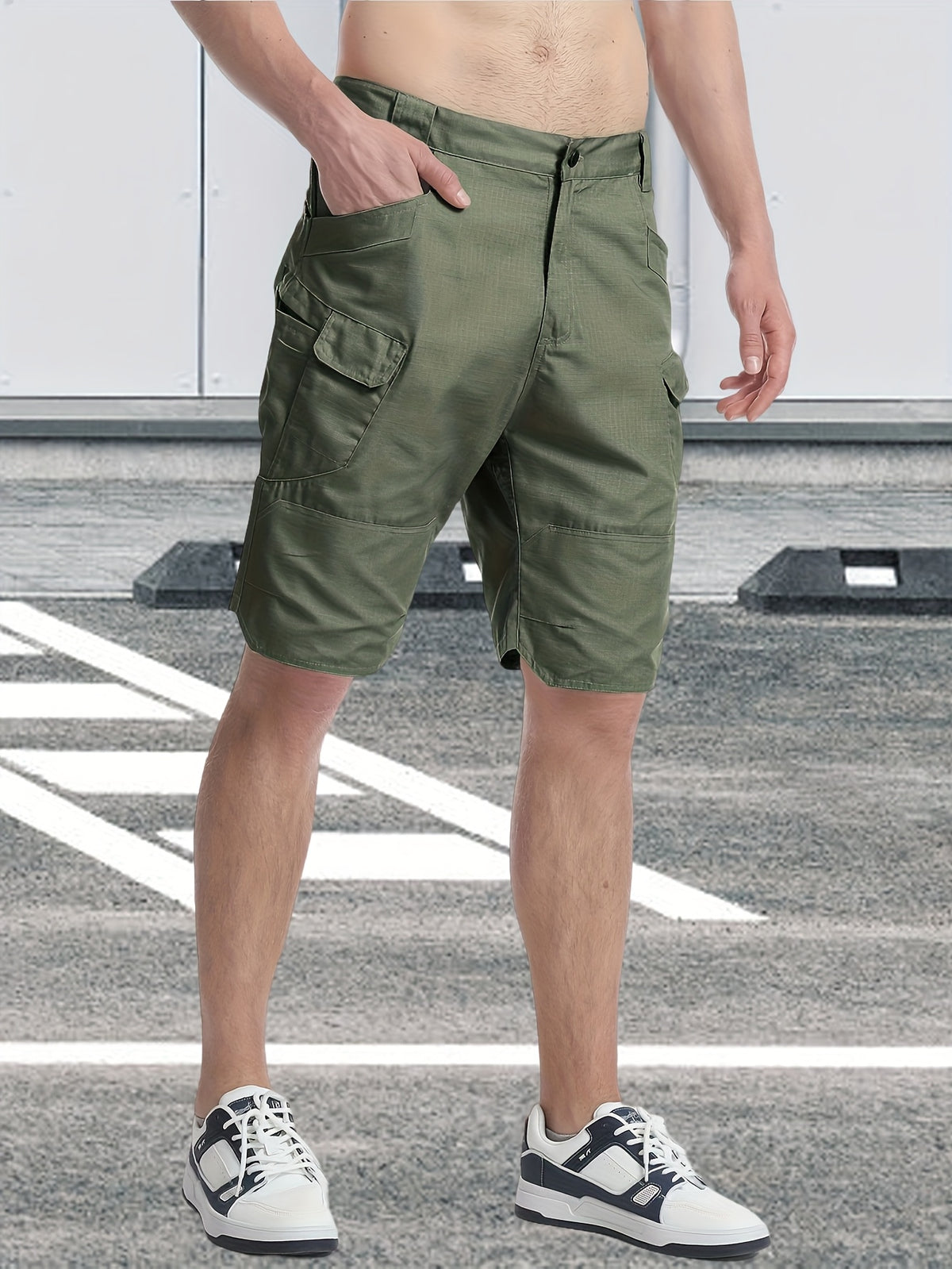 Multi-Pocket Cargo Shorts for Men, Breathable Quick-Dry Tactical-Style Work Shorts in Black, Khaki, Grey or Fern Green for Everyday Outdoor Wear